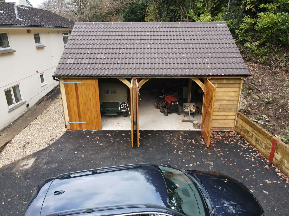 Oak framed building, Buckfastleigh